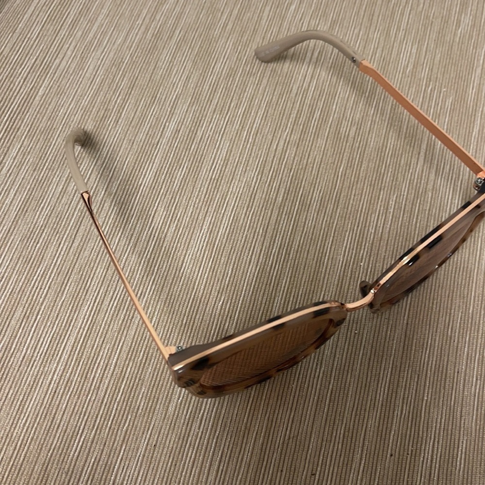 Sunglasses - Picture 2 of 3
